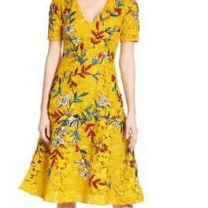 SACHIN & BABI Floral Embroidery Dress Sz. 4 NWOT